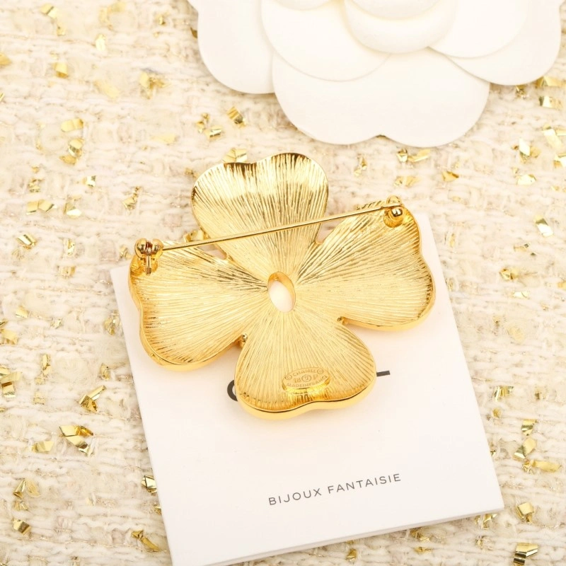 Sustainable Chanel Brooches 221820