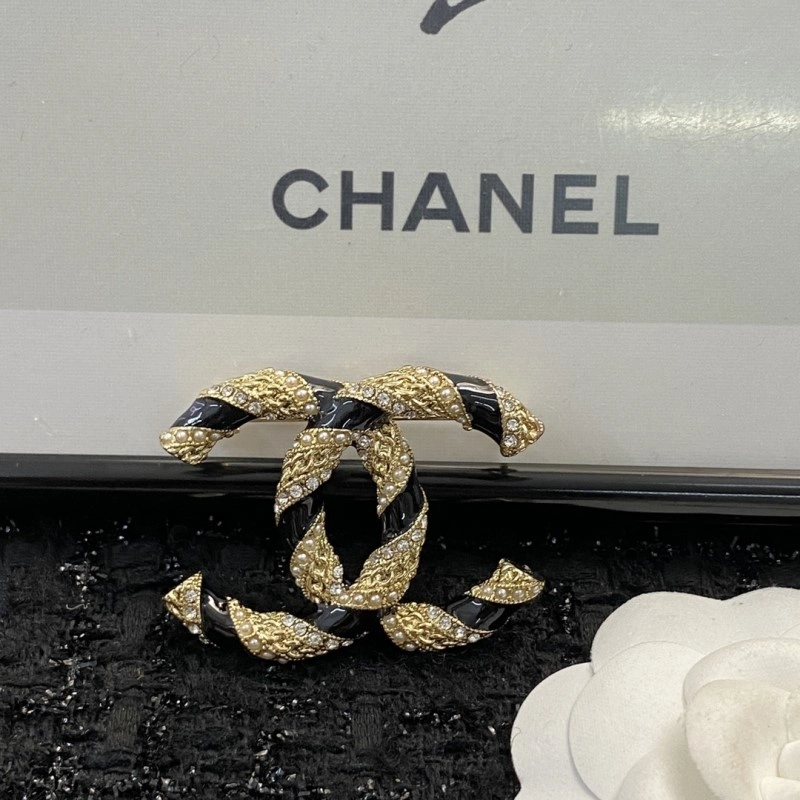 Chanel Brooches Versatile 221821