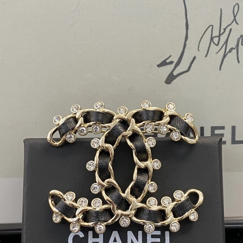 Chanel Brooches Unique 221815