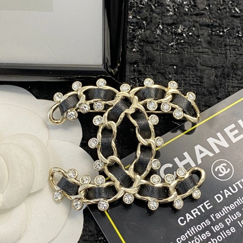 Chanel Brooches Unique 221815