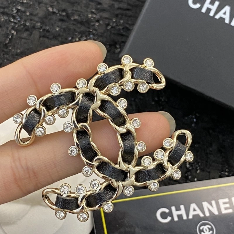 Chanel Brooches Unique 221815