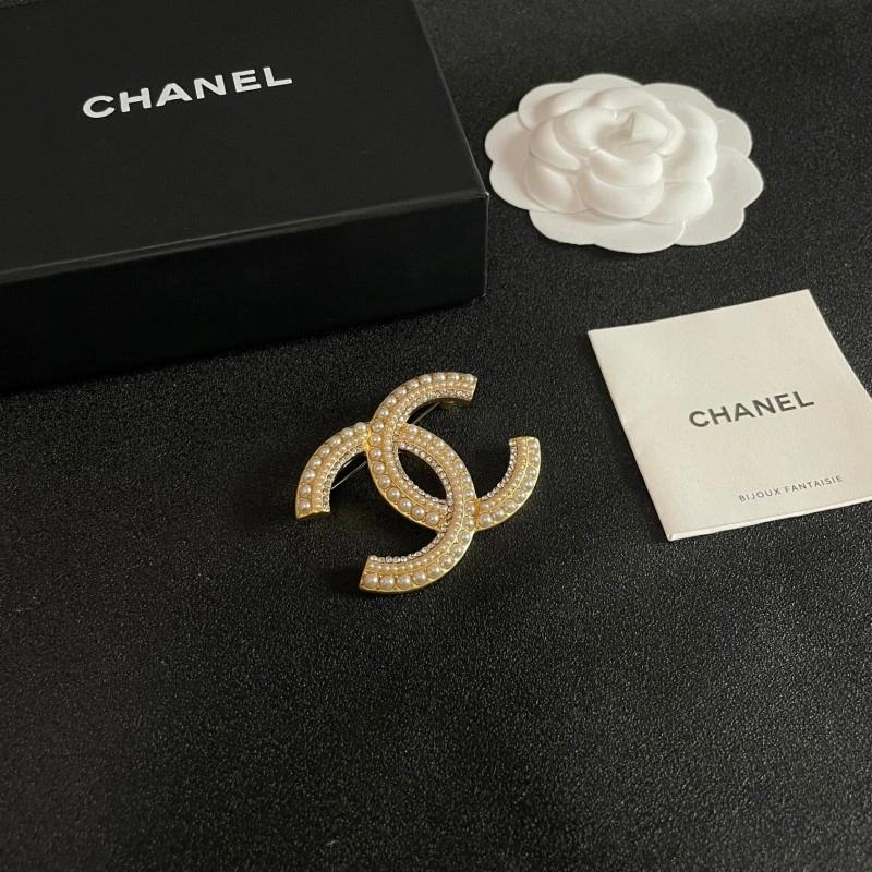 Chanel Brooches Fashionable 221810
