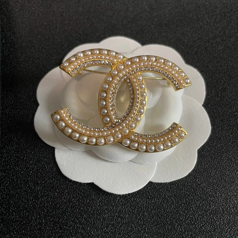 Chanel Brooches Fashionable 221810