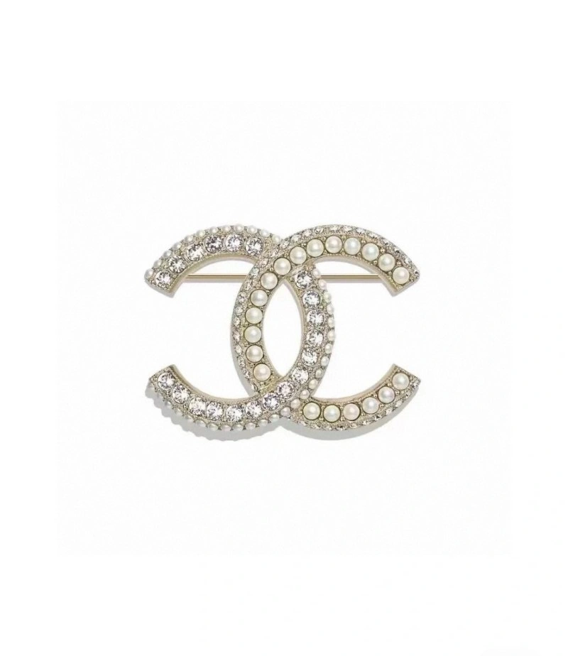 EyeCatching Chanel Brooches 221803
