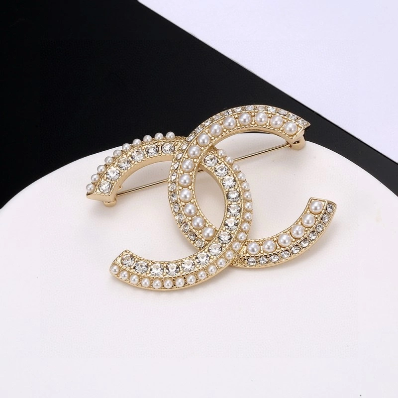 EyeCatching Chanel Brooches 221803