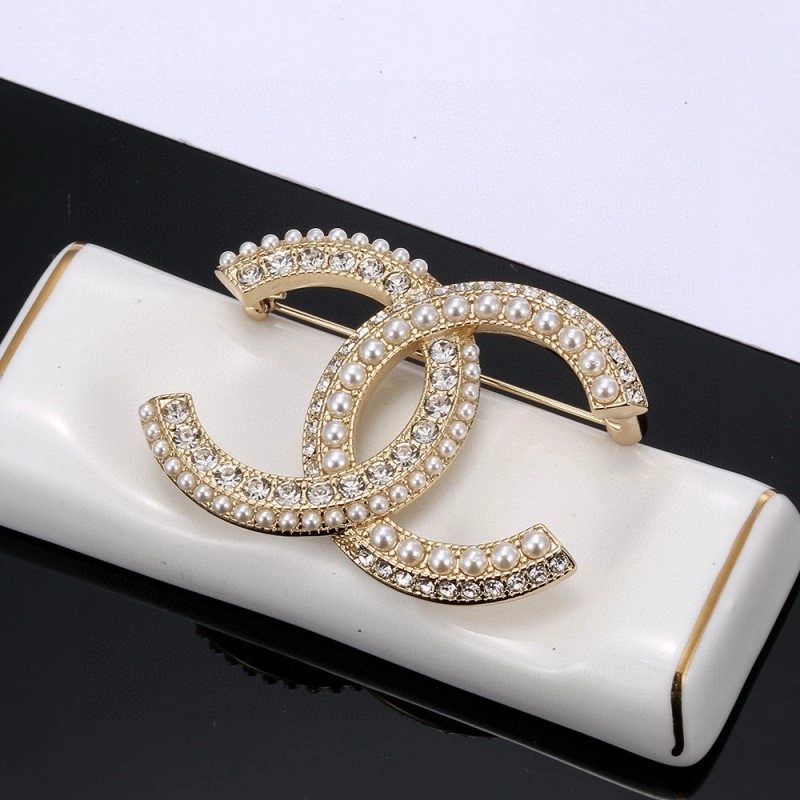 EyeCatching Chanel Brooches 221803