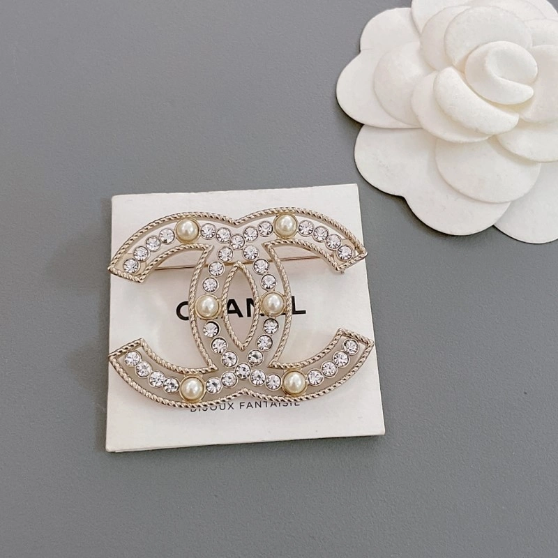 Chanel Brooches Unisex 221808