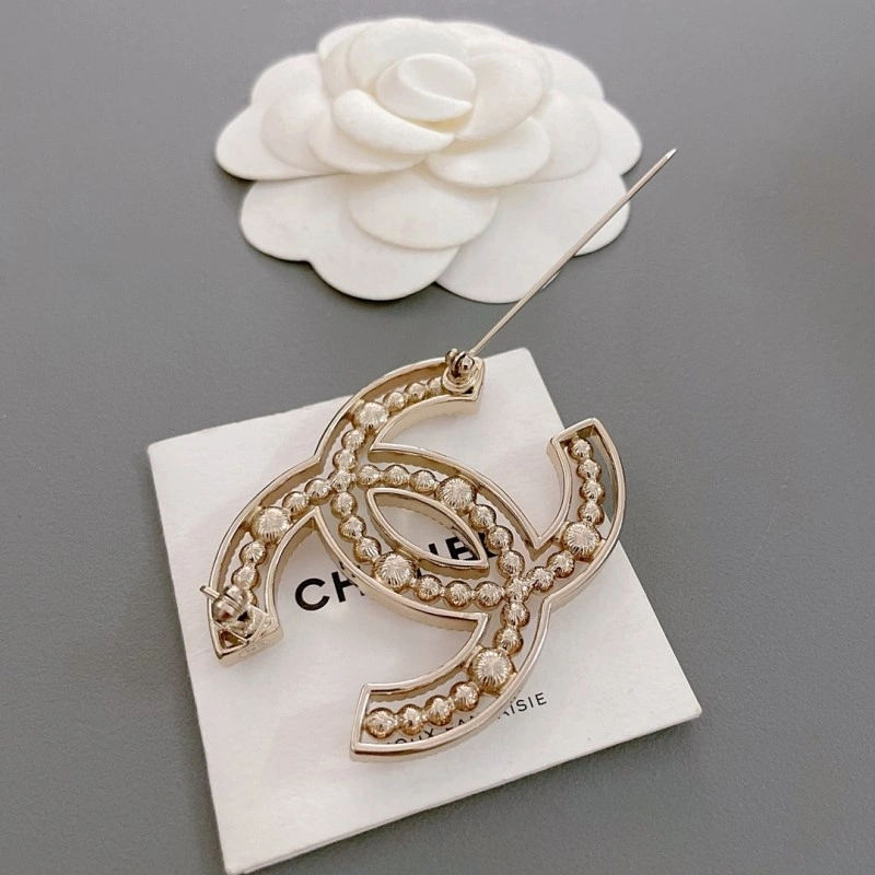 Chanel Brooches Unisex 221808