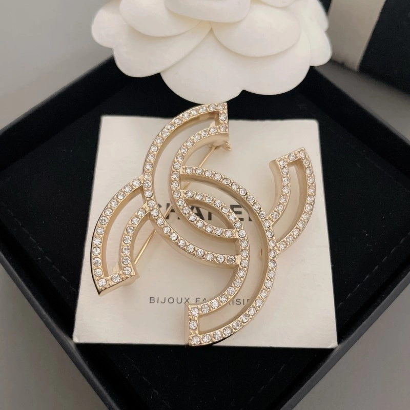 Colorful Chanel Brooches 221805