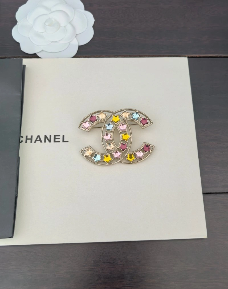 Chanel Brooches Durable 221807