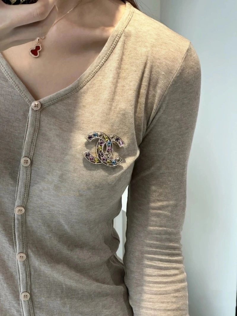 Flexible Chanel Brooches 221819