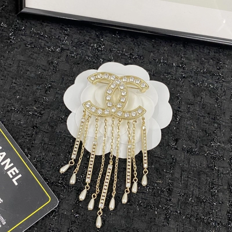 OnTrend Chanel Brooches 221798