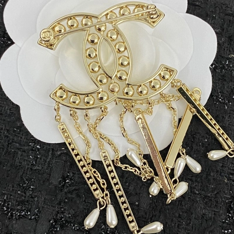OnTrend Chanel Brooches 221798