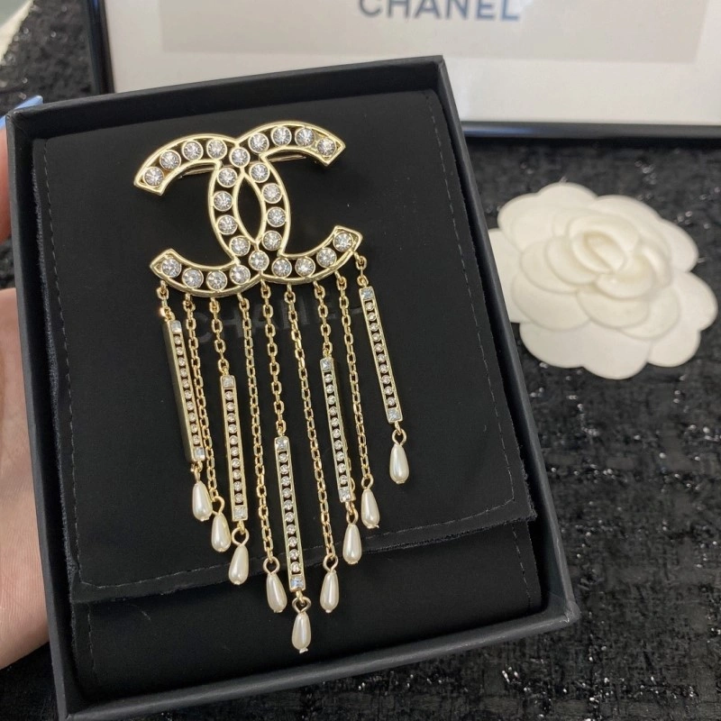 OnTrend Chanel Brooches 221798