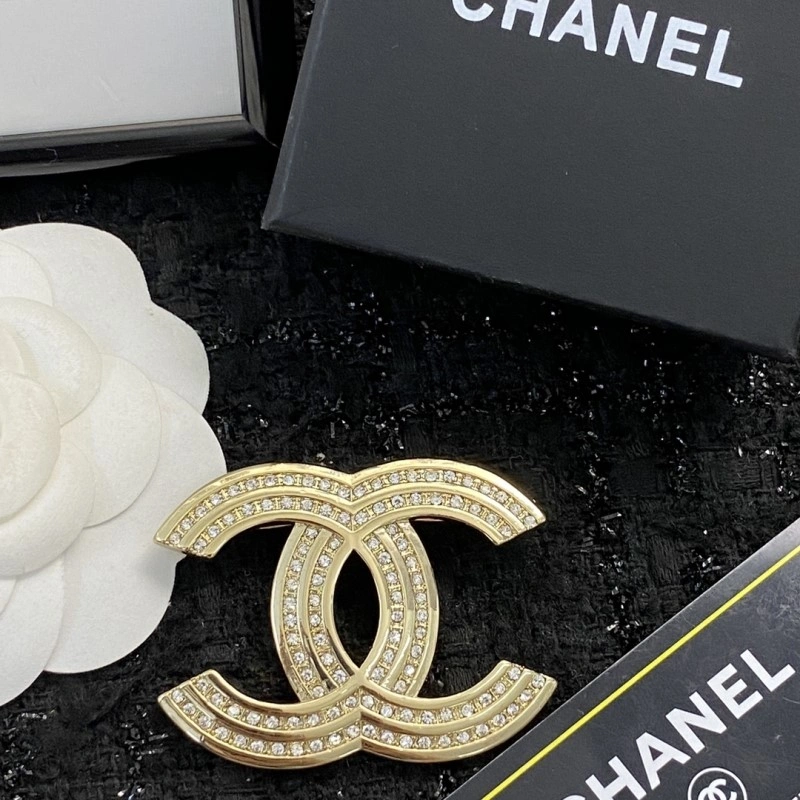 Chanel Brooches Premium 221793