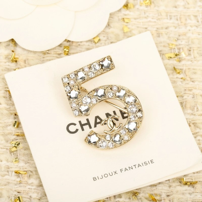 SoftTouch Chanel Brooches 221801