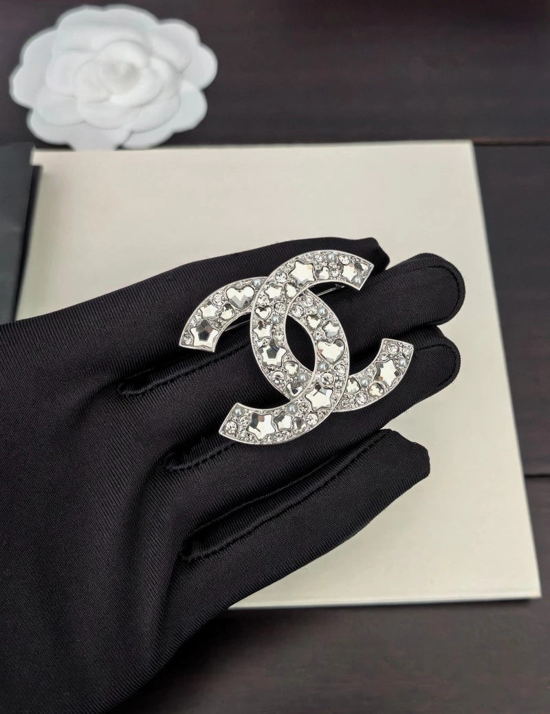 Chanel Brooches Unisex 221788