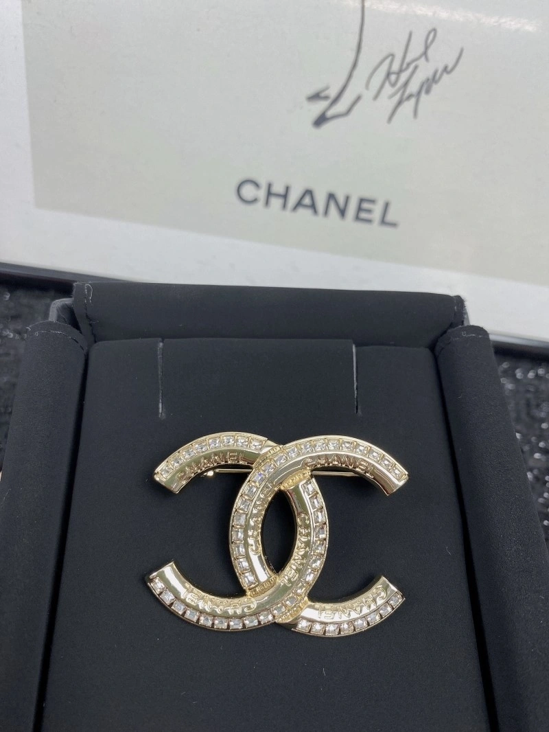 Chanel Brooches Thermal 221796