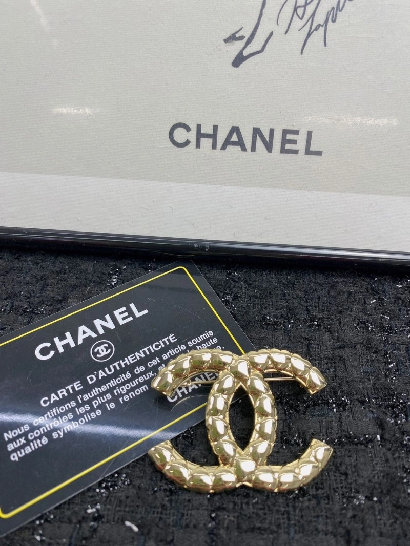 Chanel Brooches Refined 221792