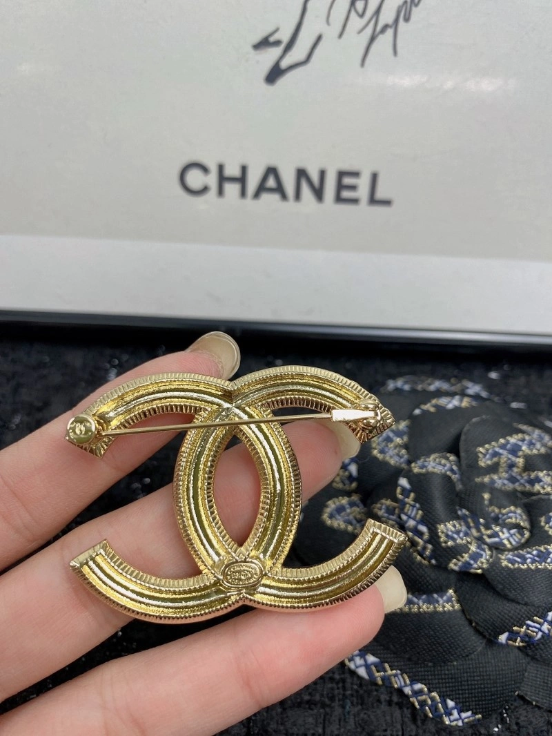 Chanel Brooches Refined 221792