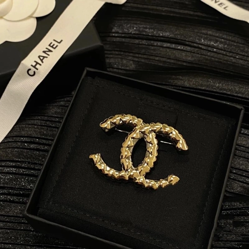 Chanel Brooches Refined 221792