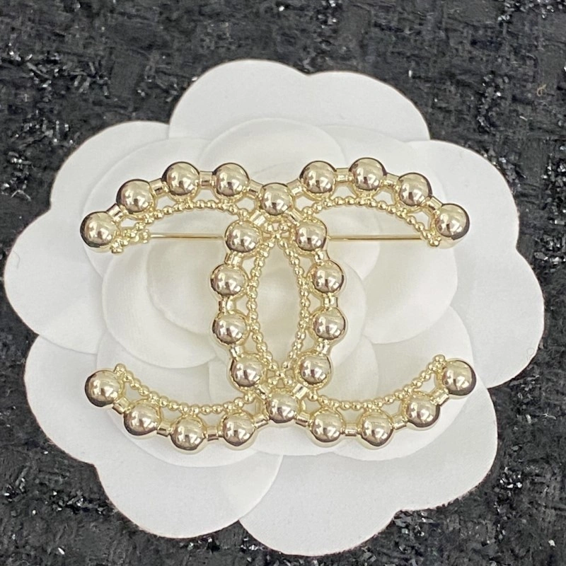 Chanel Brooches Sophisticated 221858