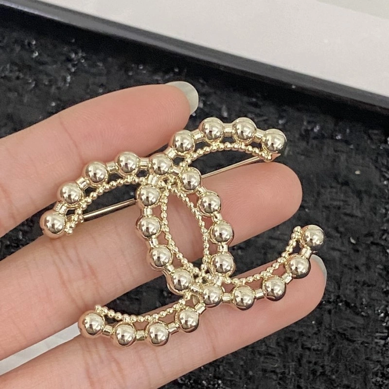 Chanel Brooches Sophisticated 221858