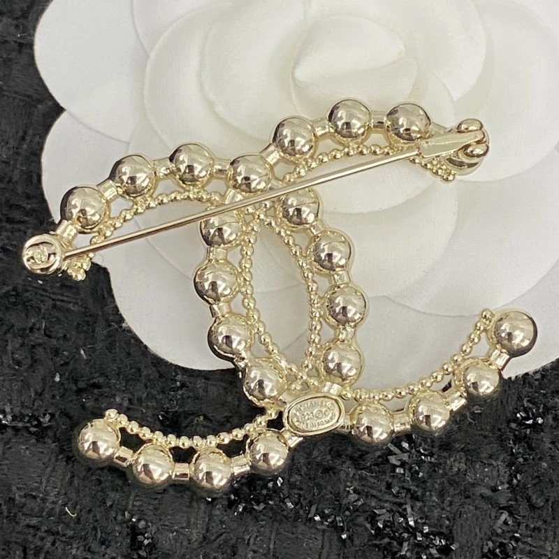 Chanel Brooches Sophisticated 221858
