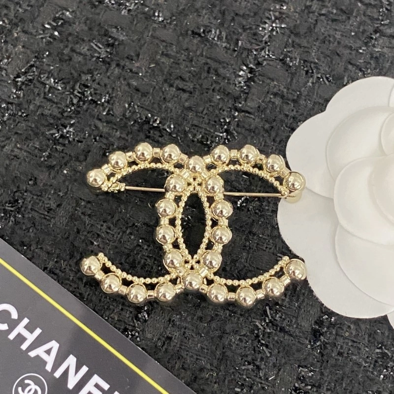 Chanel Brooches Sophisticated 221858