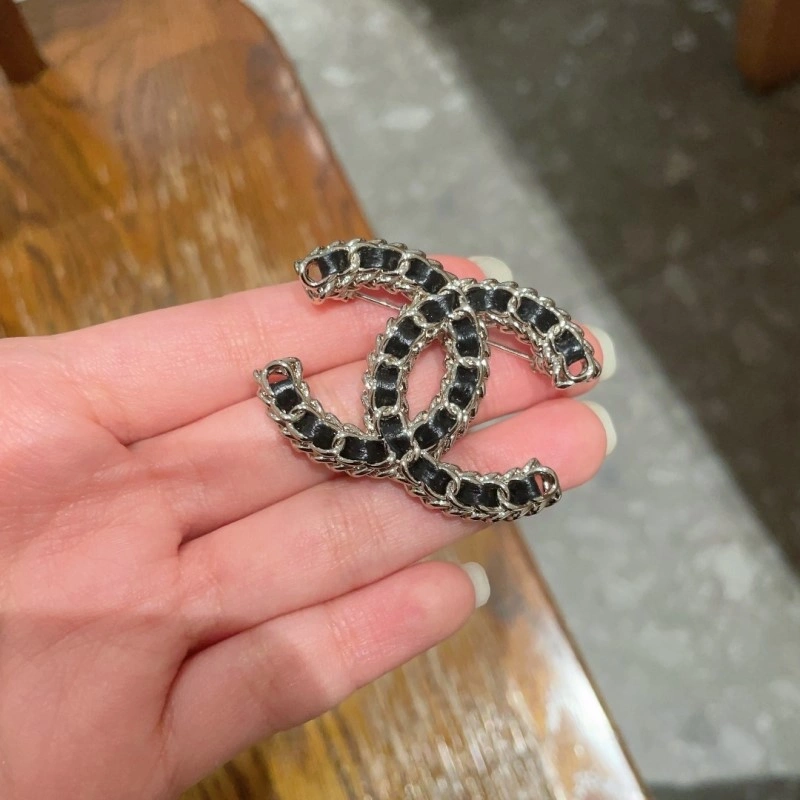 Chanel Brooches Reliable 221797