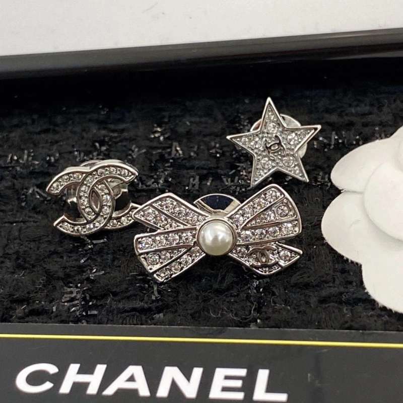 Chanel Brooches DailyWear 221794