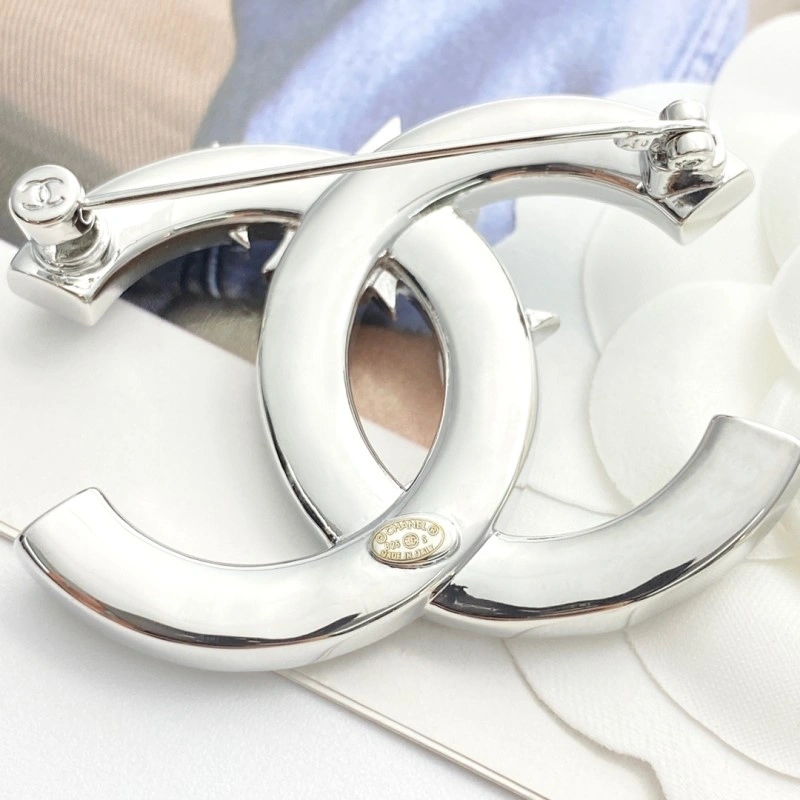 Chanel Brooches FashionForward 221766