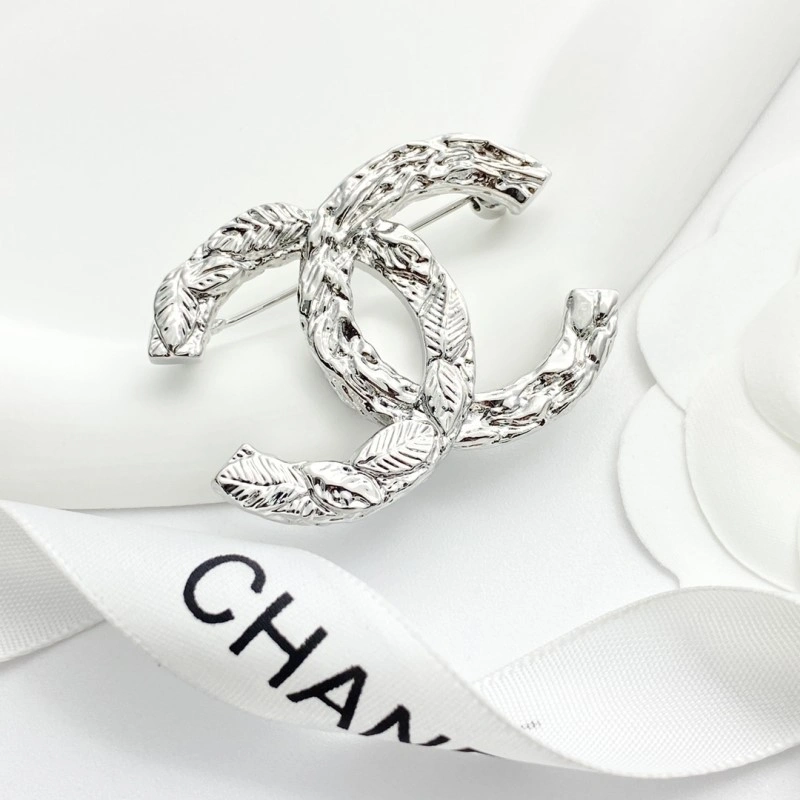 Chanel Brooches Chic 221772