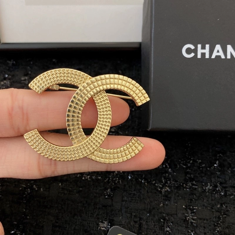 Chanel Brooches Comfortable 221765