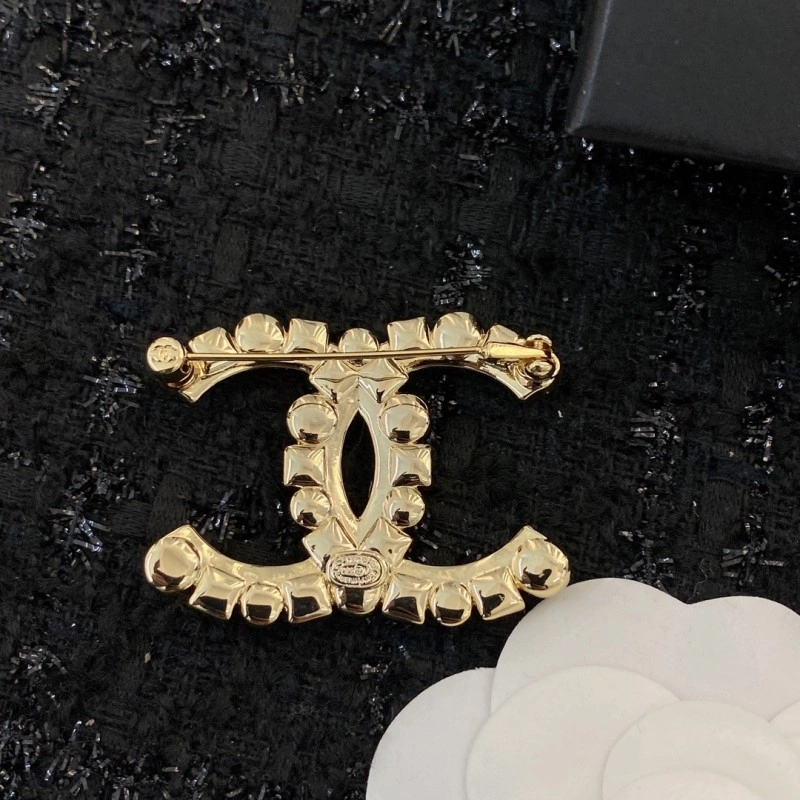 Chanel Brooches ZipUp 221767