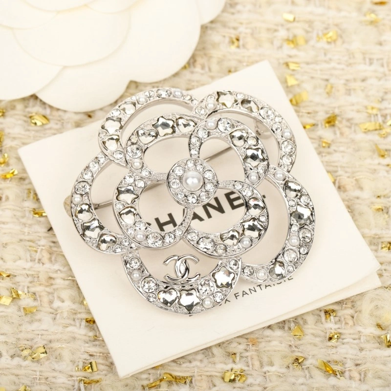 Chanel Brooches Durable 221771