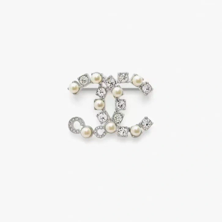 Chanel Brooches OnTrend 221763