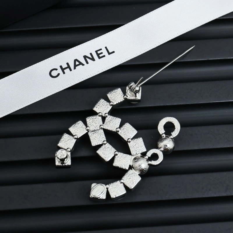 Chanel Brooches OnTrend 221763