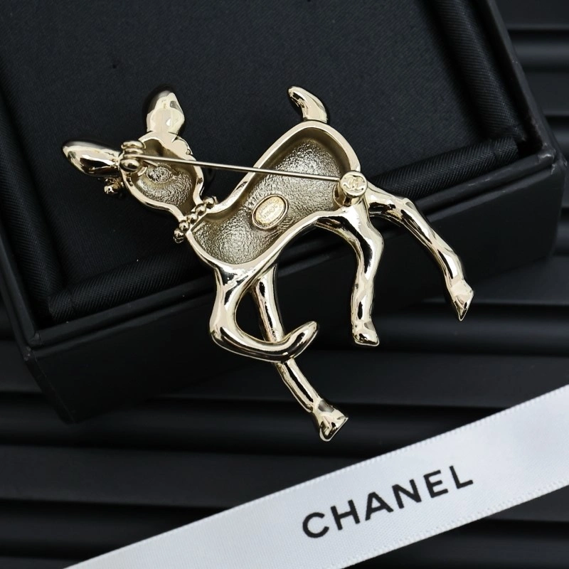 Chanel Brooches Timeless 221770