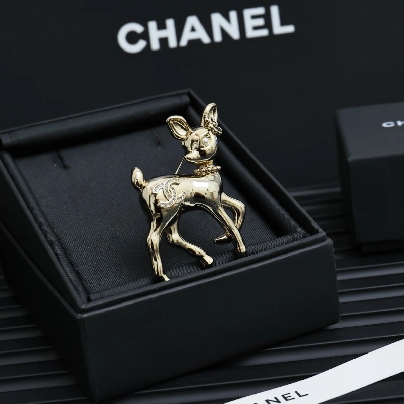 Chanel Brooches Timeless 221770