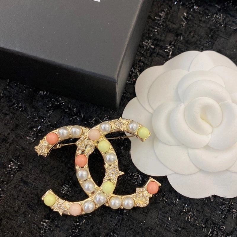 Chanel Brooches OnTrend 221757