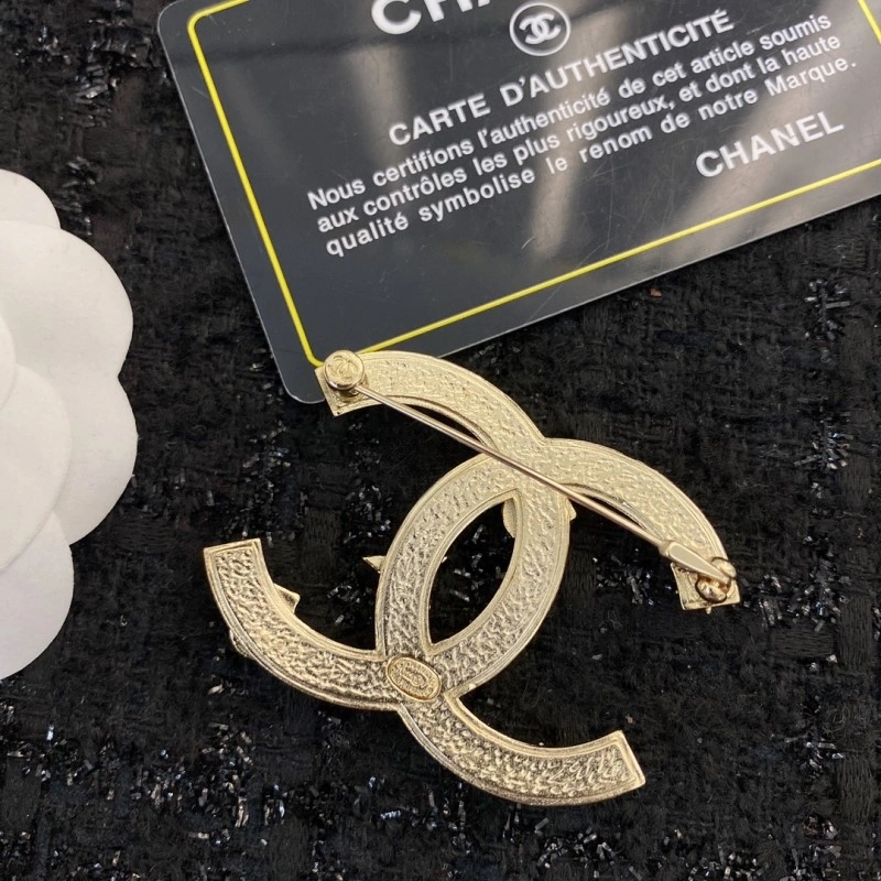 Chanel Brooches OnTrend 221757