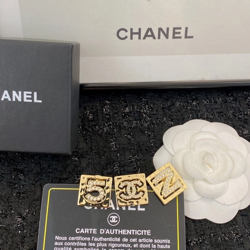 Chanel Brooches Supportive 221753