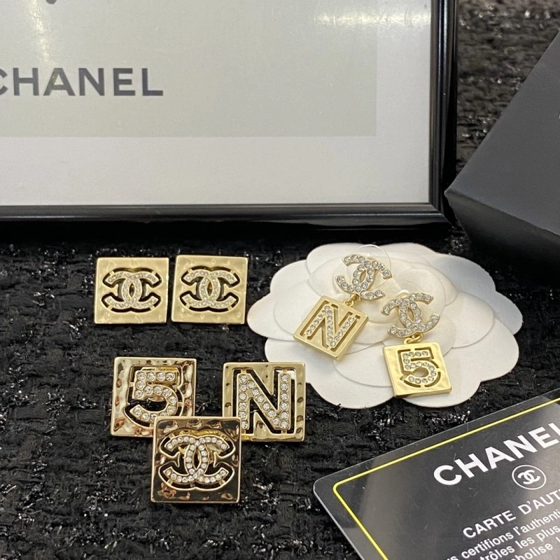 Chanel Brooches Supportive 221753