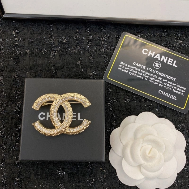 Durable Chanel Brooches 221759