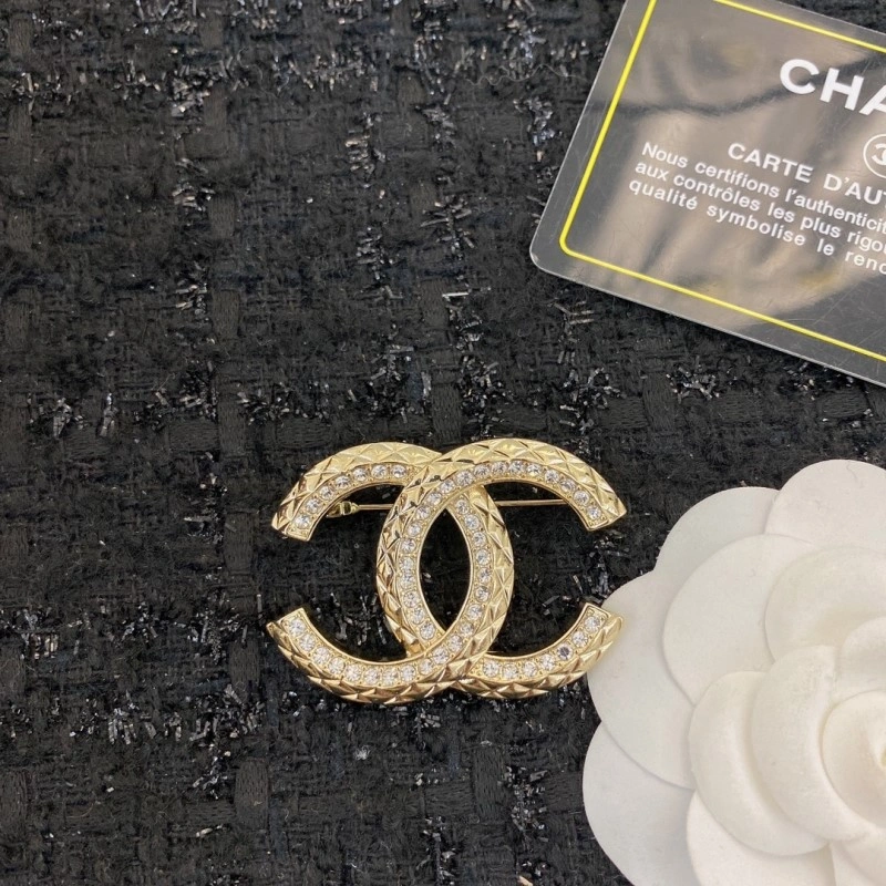 Durable Chanel Brooches 221759