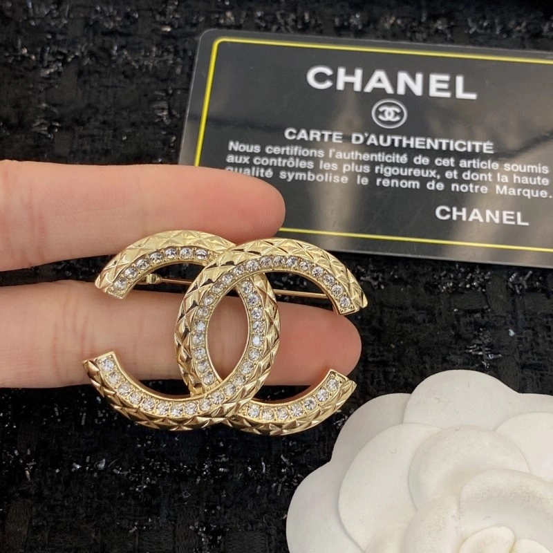 Durable Chanel Brooches 221759