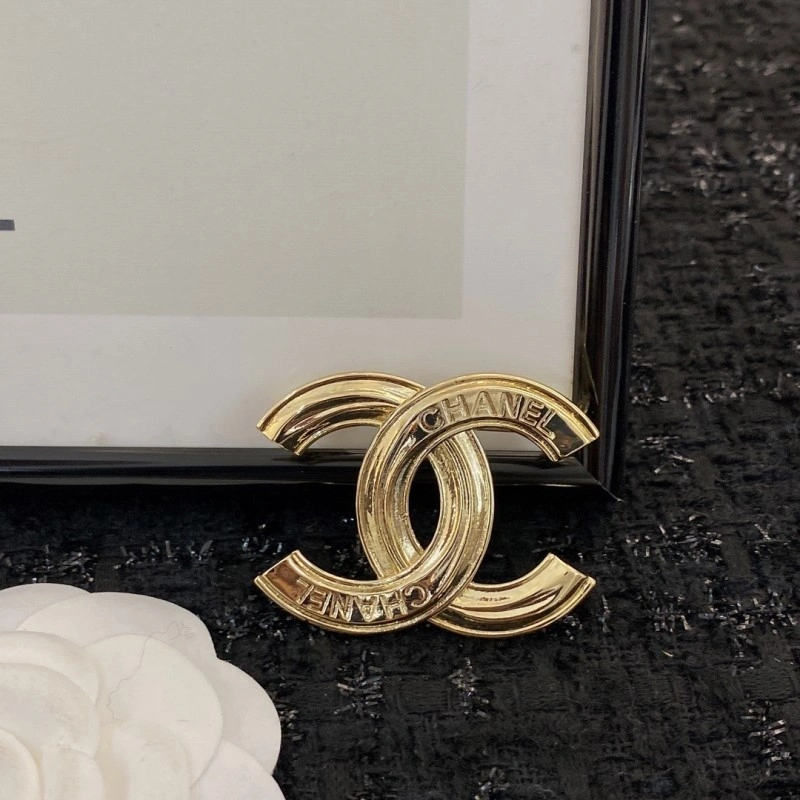 Practical Chanel Brooches 221755