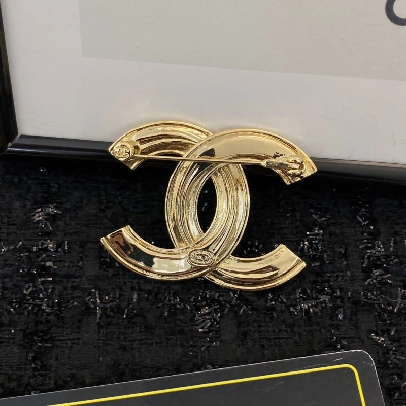 Practical Chanel Brooches 221755