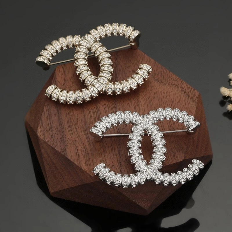 SunProtective Chanel Brooches 221746